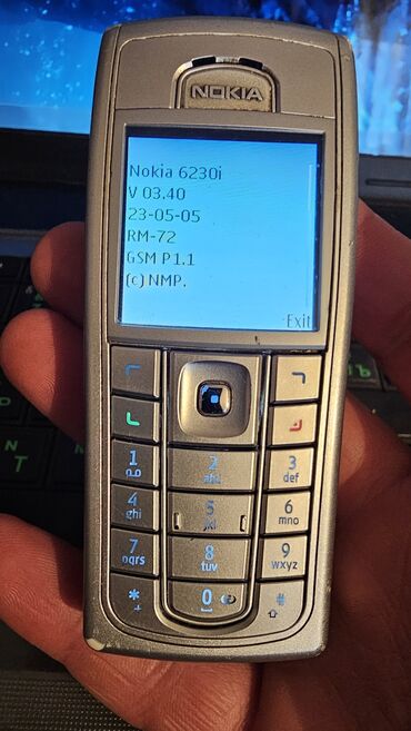 nokia зарядное: Nokia 6260, Б/у, < 2 ГБ, цвет - Серебристый, 1 SIM