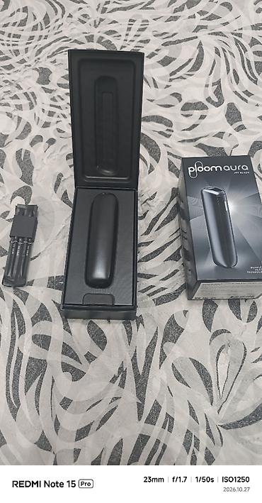 xonça sekilleri: Ploom Aura (Jet Black) tütün qızdırma cihazı - Rəng: Jet Black - Qutu — 1