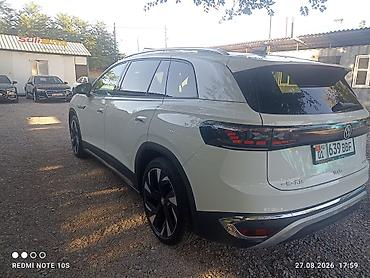 byd e6: Volkswagen ID.6: 2023 г., 0.1 л, Автомат, Электромобиль — 6