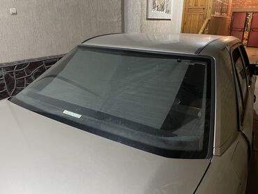 Другие детали салона: Шторка w124 оригинал механическая at lalafo.kg Другие детали салона: Шторка w124 оригинал механическая
