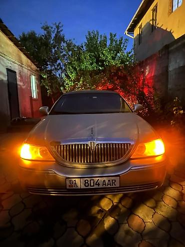 ветродуй для машины: Lincoln Town Car: 2006 г., Автомат, Бензин, Лимузин — 1