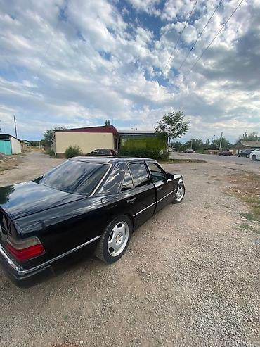 мерседес 814: Mercedes-Benz W124: 1994 г., 2.2 л, Механика, Бензин, Седан — 3