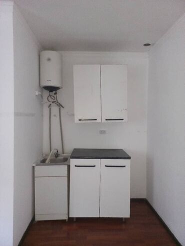 минутка аренда: 30 кв. м, 1 бөлмө, Жылытылган, Жылуу пол