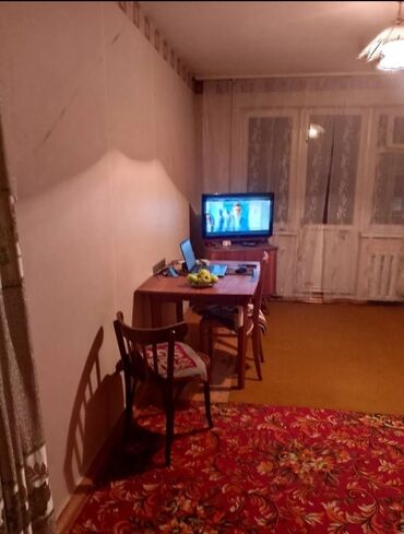 Продажа квартир: 2 комнаты, 43 м², 104 серия, 2 этаж, Старый ремонт — 2