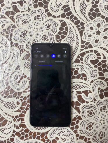 kamerasız telefonlar: Samsung A10, 32 GB, rəng - Göy, Sensor, İki sim kartlı