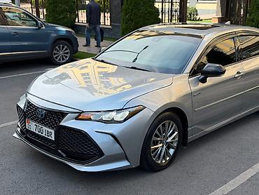 тойота: Toyota Avalon: 2019 г., 2.5 л, Вариатор, Гибрид, Седан — 2