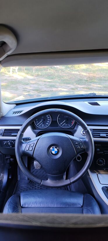 BMW: BMW 3 series: 1.9 l | 2005 г. Limuzina na lalafo.rs — 11 BMW: BMW 3 series: 1.9 l | 2005 г. Limuzina — 11