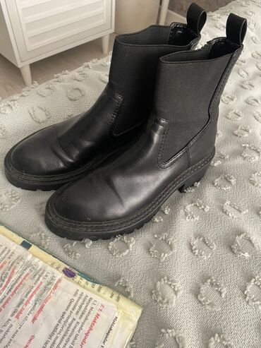 детские вязаные пинетки: Qara rəngli Chelsea tərzində botlar - Material: hamar sintetik/dəri