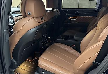 Bentley: Bentley Bentayga: 2017 г., 4 л, Автомат, Бензин, Кроссовер — 9