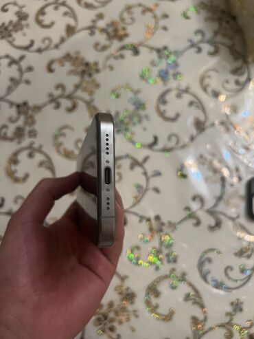 qo pro: IPhone 15 Pro, 256 GB, Natural Titanium