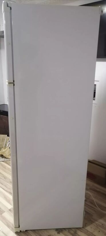 витринный холодильник: Холодильник Beko, Б/у, Двухкамерный, No frost, 60 * 190 *