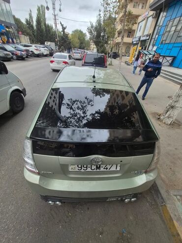 Toyota: Maşın 300 manat depozit günü 25 manat arendaya verilir idal vəzyətdədi -da lalafo.az — 3 Toyota: Maşın 300 manat depozit günü 25 manat arendaya verilir idal vəzyətdədi — 3