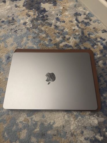 apple ноутбук бу: Apple MacBook, 13.5 ", Apple M3, 512 ГБ