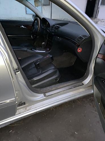 Mercedes-Benz: Mercedes-Benz E-Class: 2003 г., 3.2 л, Автомат, Бензин, Седан — 10