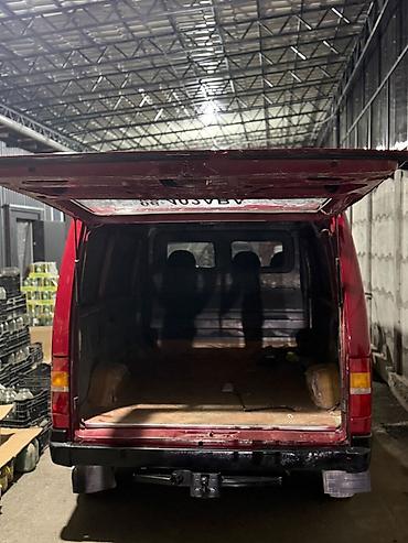 т2 транспортер: Ford Transit: 1992 г., 2.3 л, Механика, Дизель, Фургон — 3