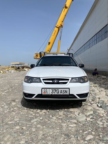 Daewoo: Daewoo Nexia: 2009 г., 1.5 л, Механика, Бензин, Седан
