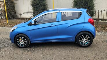 Chevrolet: Chevrolet Spark: 2017 г., 1 л, Автомат, Бензин, Хэтчбэк — 4