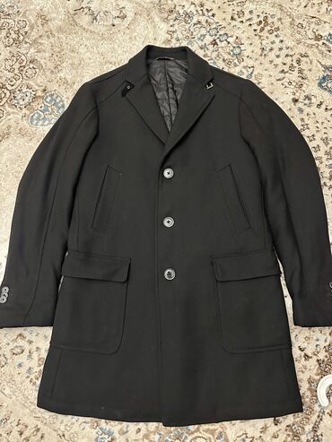 пальтоо: Мужское пальто на осень Италия размер м