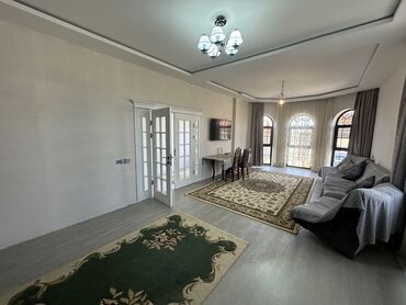 Uzunmüddətli kirayə evlər: 200 kv. m, 3 otaqlı, Kombi, Qaz, Su -da lalafo.az — 5 Uzunmüddətli kirayə evlər: 200 kv. m, 3 otaqlı, Kombi, Qaz, Su — 5