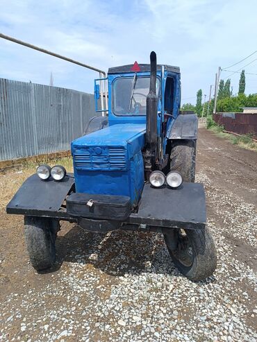 sovet maşınlarının satışı: Traktor Yeni