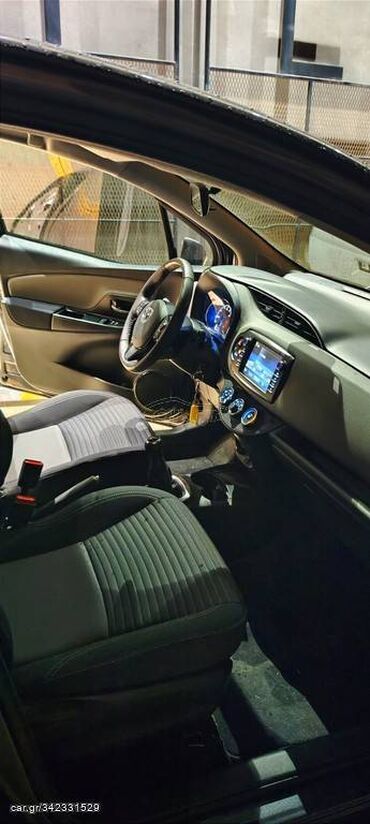 Toyota: Toyota Yaris: 1 l. | 2020 έ. Χάτσμπακ — 8