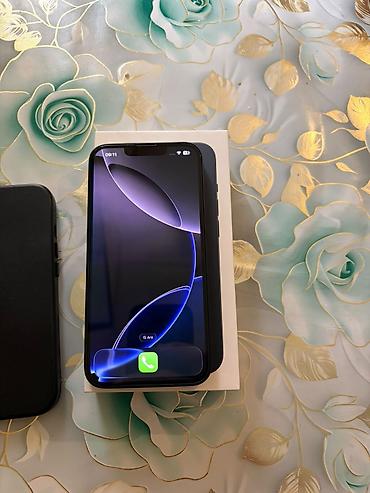 ayfon 7s: IPhone 13, 128 GB — 2