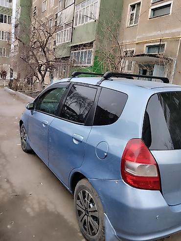 Honda: Honda Fit: 2002 г., 1.3 л, Вариатор, Бензин, Хэтчбэк at lalafo.kg — 4 Honda: Honda Fit: 2002 г., 1.3 л, Вариатор, Бензин, Хэтчбэк — 4