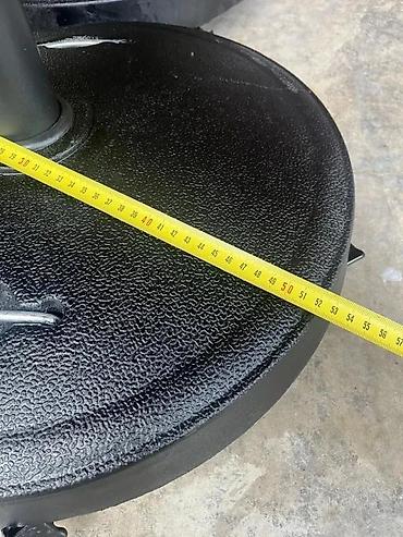 Suncobrani, tende i paviljoni: Postolje za baštenski suncobran sa točkićima – crno - Tip: baza za — 9