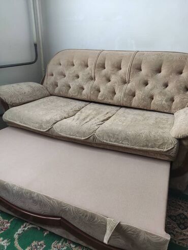 раскладной диван цена: Диван-кровать, цвет - Бежевый, Б/у
