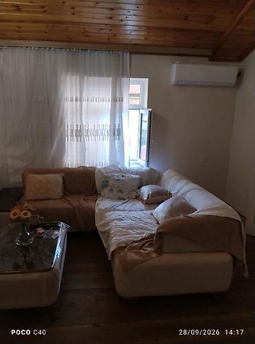 Həyət evləri və villaların satışı: 6 otaqlı, 6 kv. m, Orta təmir — 43