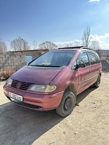 Volkswagen: Volkswagen Sharan: 1996 г., 2 л, Механика, Бензин, Минивэн