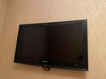 Məişət texnikası: Samsung düz ekran televizor - Brend/model: Samsung (ekranda loqo