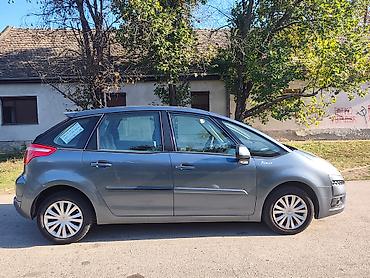 auto plac cacak polovni automobili: Citroen C4 Picasso 2007. g. 1,6HDI, 80Kw registrovan do 12.2026. Lepo — 9