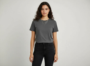 pepe t shirty: Футболка жіноча, розмір L на lalafo.pl pepe t shirty: Футболка жіноча, розмір L