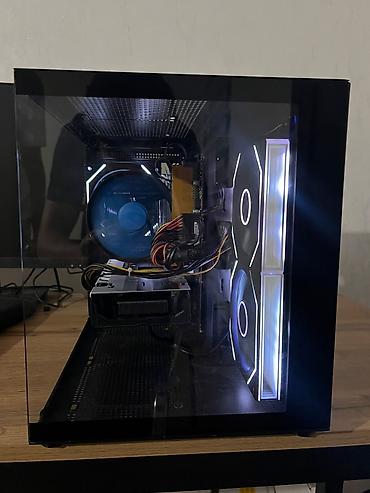 пк для сервера: Компьютер, ядер - 4, ОЗУ 16 ГБ, Игровой, Б/у, Intel Core i3, AMD Radeon RX 580, HDD — 2