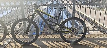 Горные велосипеды: YT Capra 27.5, L'ка Вилка: RockShox Yari, 160 mm, воздушка Аморт — 2