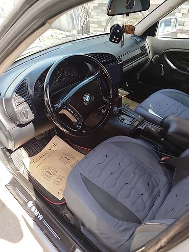 BMW: BMW 3 Series E36 sedan - Kuzov: sedan, gümüşü rəng - Mühərrik və — 2