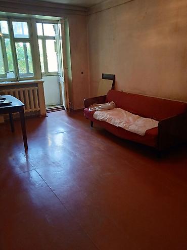 однако начиная квартира: 2 комнаты, 44 м², Бишкек Парк ТРЦ Индивидуалка, 3 этаж, Требуется ремонт — 1