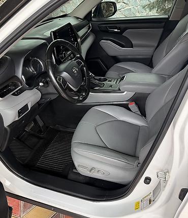 Toyota: Toyota Highlander: 2022 г., 2.5 л, Автомат, Гибрид, Внедорожник — 7