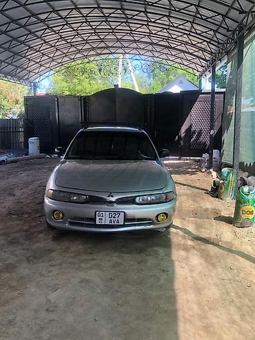 морнинг зеркало: Mitsubishi Galant: 1993 г., Седан — 5