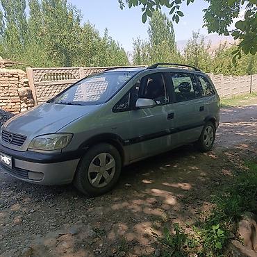 Унаа: Opel Zafira: 2001 г., 1.8 л, Кол менен иштөөчү, Бензин, Вэн/Минивэн — 2