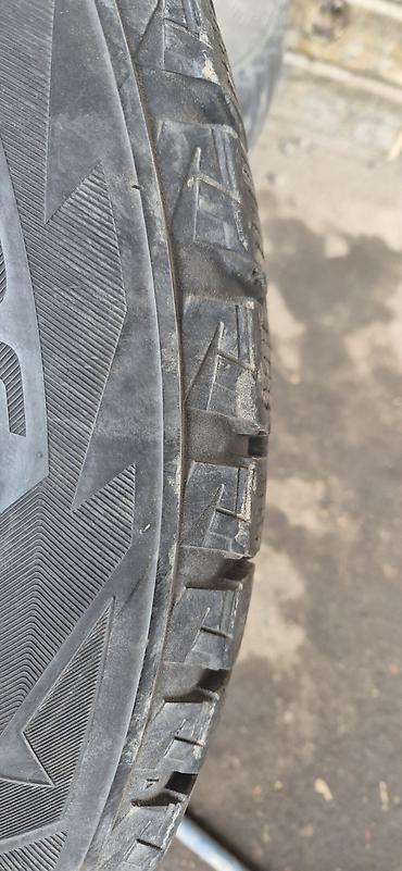 зиние шины: Bridgestone Blizzak, зимняя бескамерная шина Размер: 275/60 R18 113R — 3