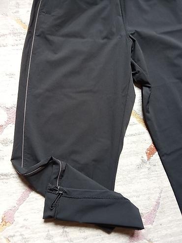 молодежная одежда: Мужские брюки, L, Uniqlo, Новый, цвет - Черный, Самовывоз — 1