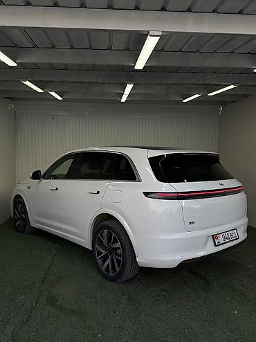3 7v: Lixiang L7: 2023 г., 1.5 л, Автомат, Гибрид, Внедорожник — 5