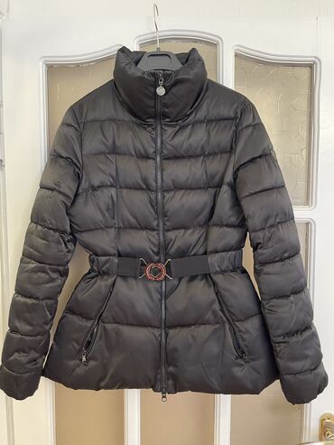 Куртки: Женская куртка Emporio Armani, S (EU 36), цвет - Черный