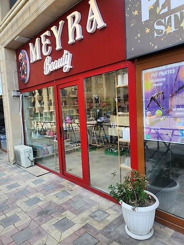bakıda: Xetaide (Baki Eylence Merkezi ile uz be uz ) esas yolun kenarinda 90kv — 4