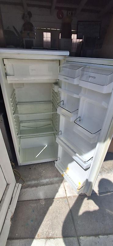 1000 litara je: Frižideri od 85cm do 2metra od 90 do 200eu Zemun — 4