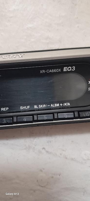 21015 şit: Sony XR-C4600X maqnitofonunun çıxarılan ön paneli - Brend/model: Sony — 5