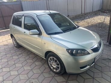 mazda kronos: Mazda 2: 2007 г., 1.4 л, Механика, Бензин, Универсал