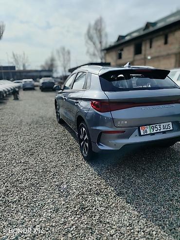 BYD: BYD E2: 2025 г., Электромобиль, Хэтчбэк — 4